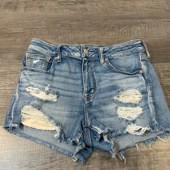 American Eagle Outfitters Pants - A&E hi rise shortie size 10